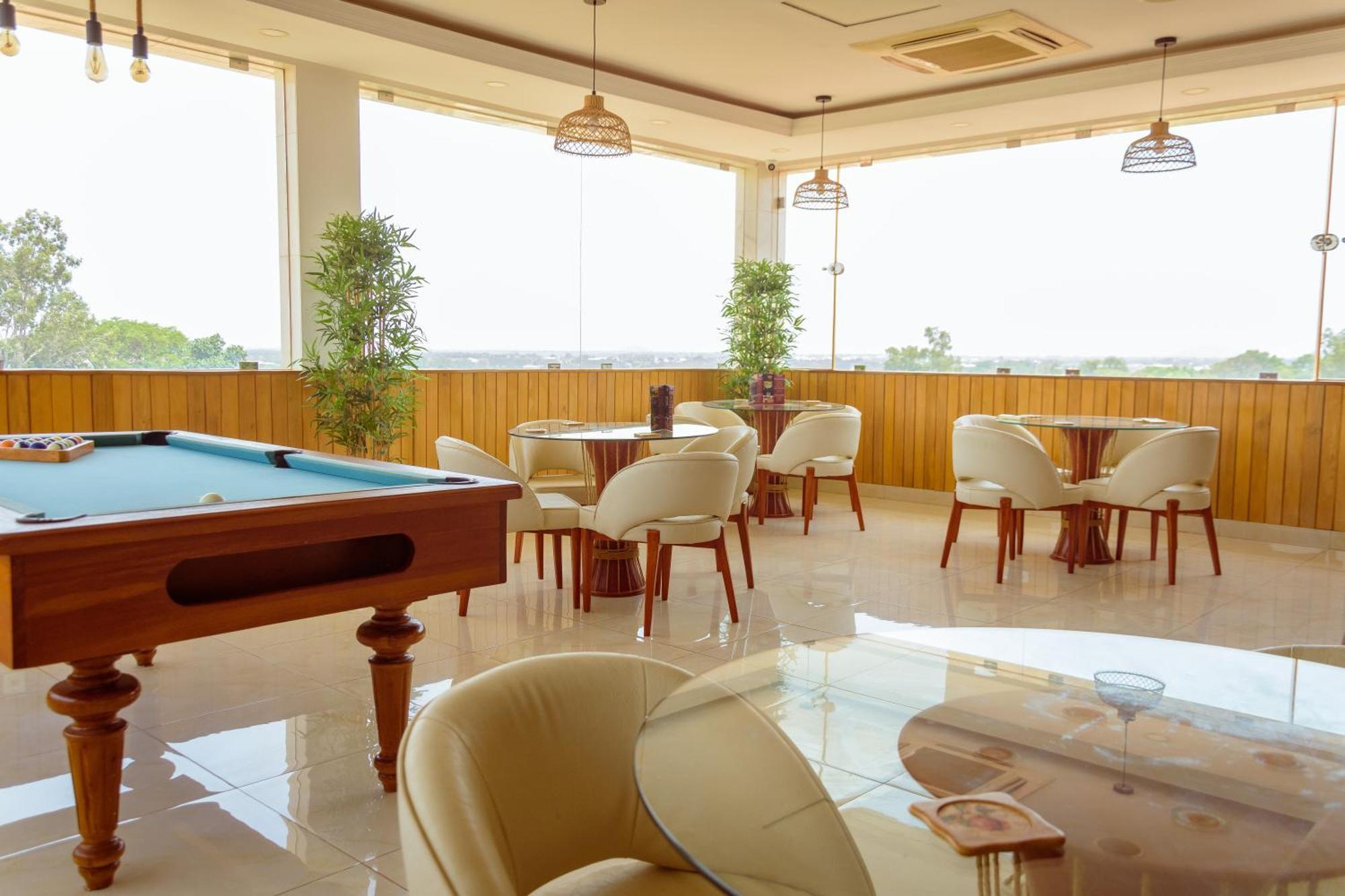 Hotel La Rose Blanche كورهوغو المظهر الخارجي الصورة