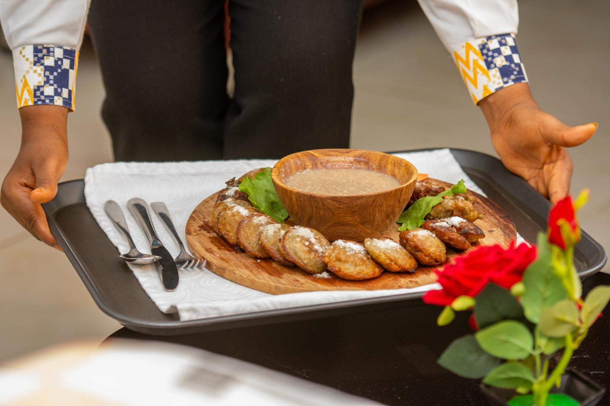 Hotel La Rose Blanche كورهوغو المظهر الخارجي الصورة