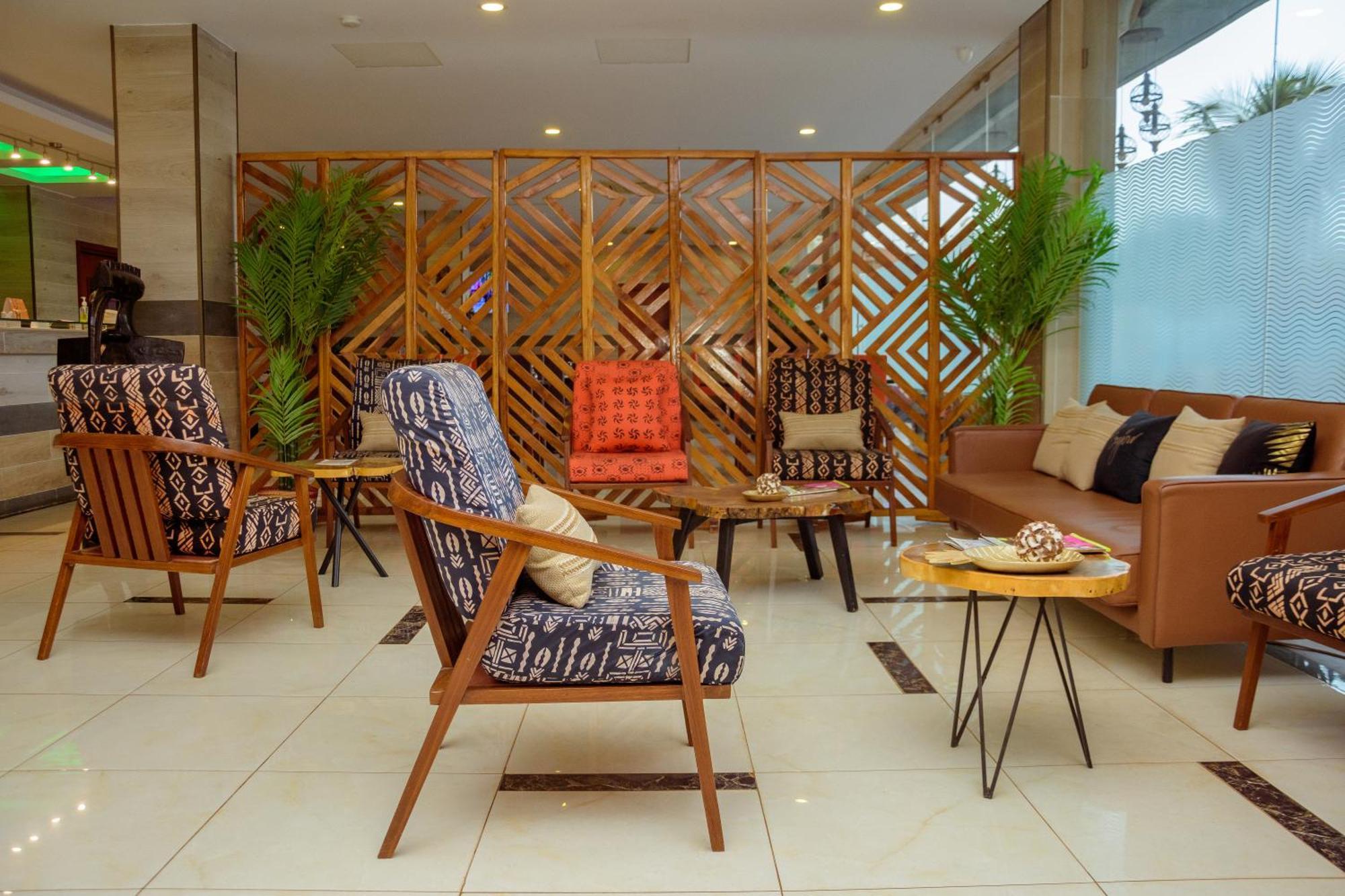 Hotel La Rose Blanche كورهوغو المظهر الخارجي الصورة
