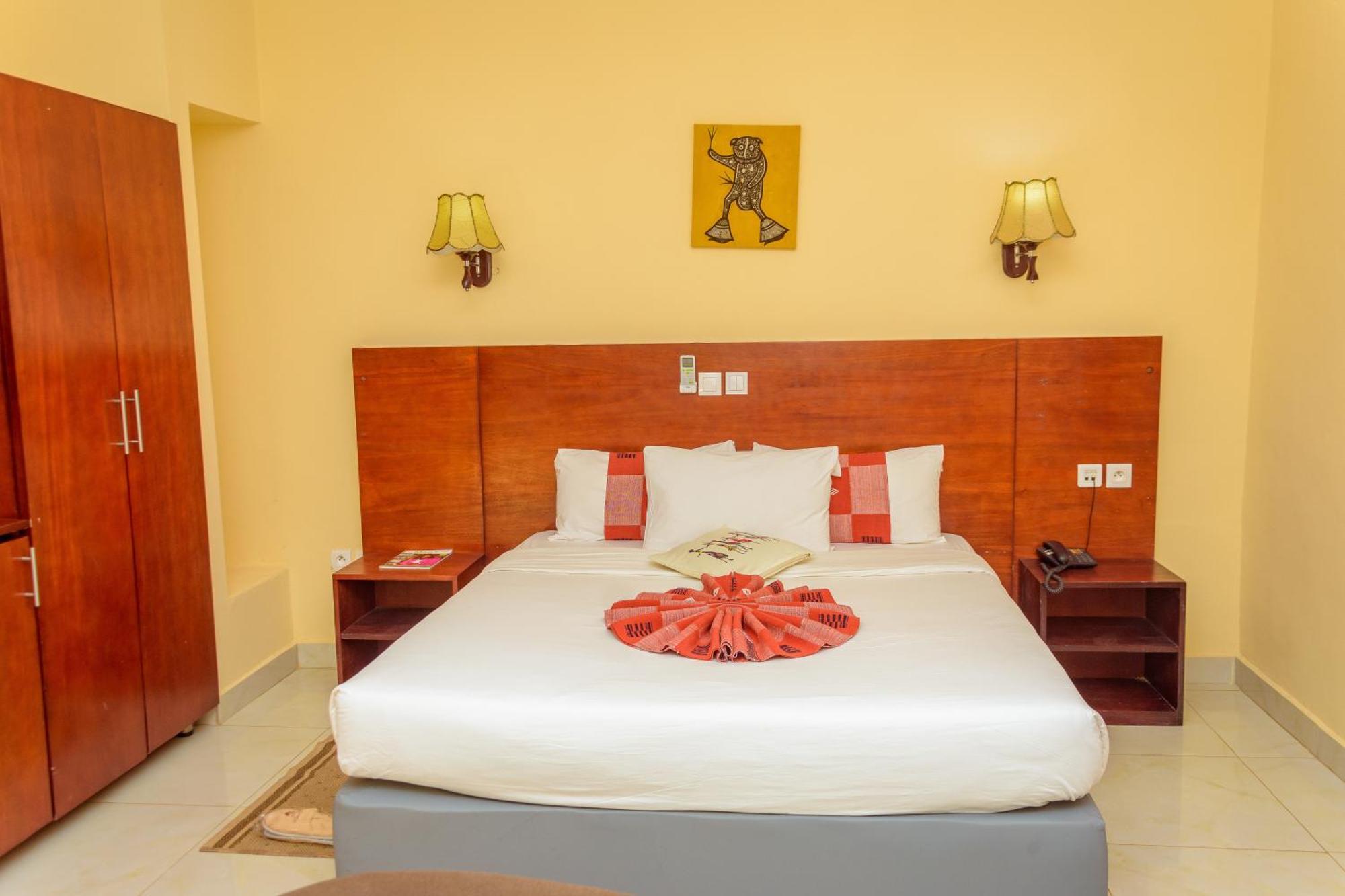 Hotel La Rose Blanche كورهوغو المظهر الخارجي الصورة