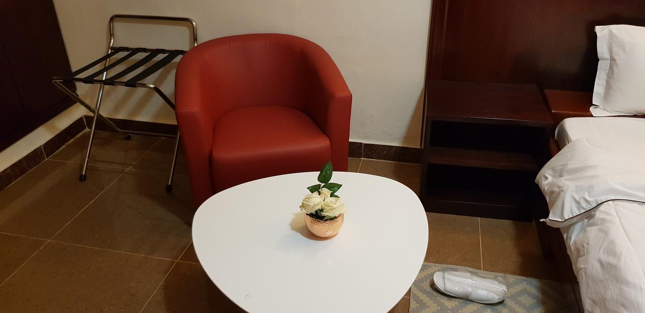 Hotel La Rose Blanche كورهوغو المظهر الخارجي الصورة