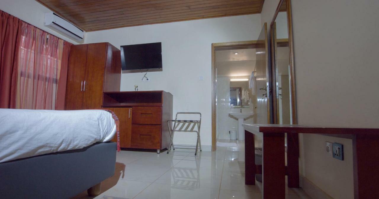 Hotel La Rose Blanche كورهوغو المظهر الخارجي الصورة